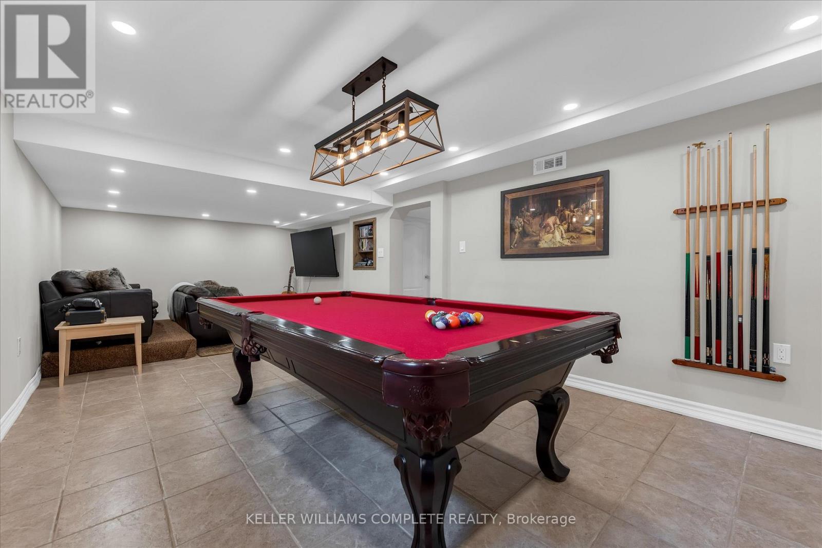 16 HOMELAND AVENUE - 28