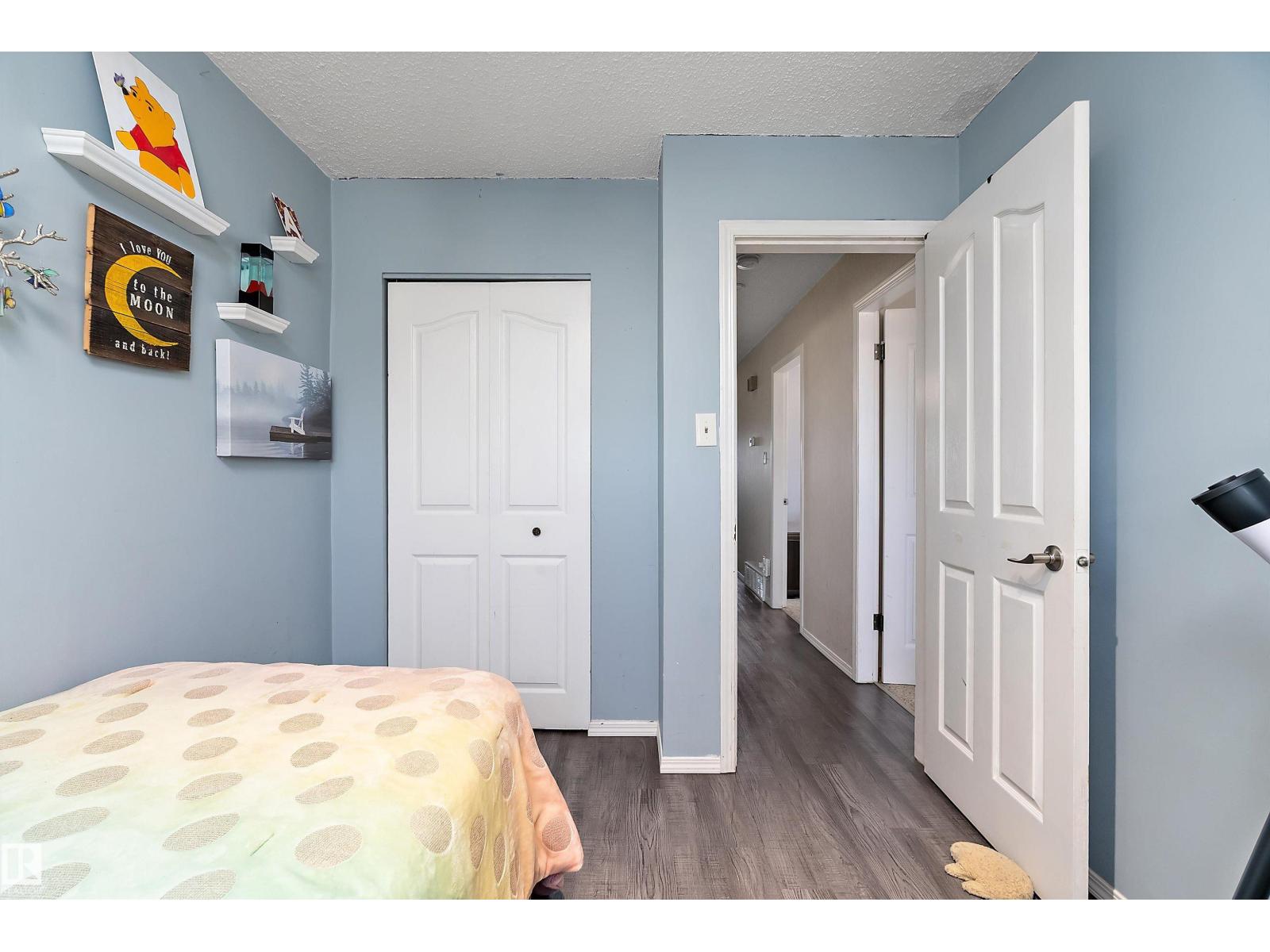 28 Camelot AV, Leduc