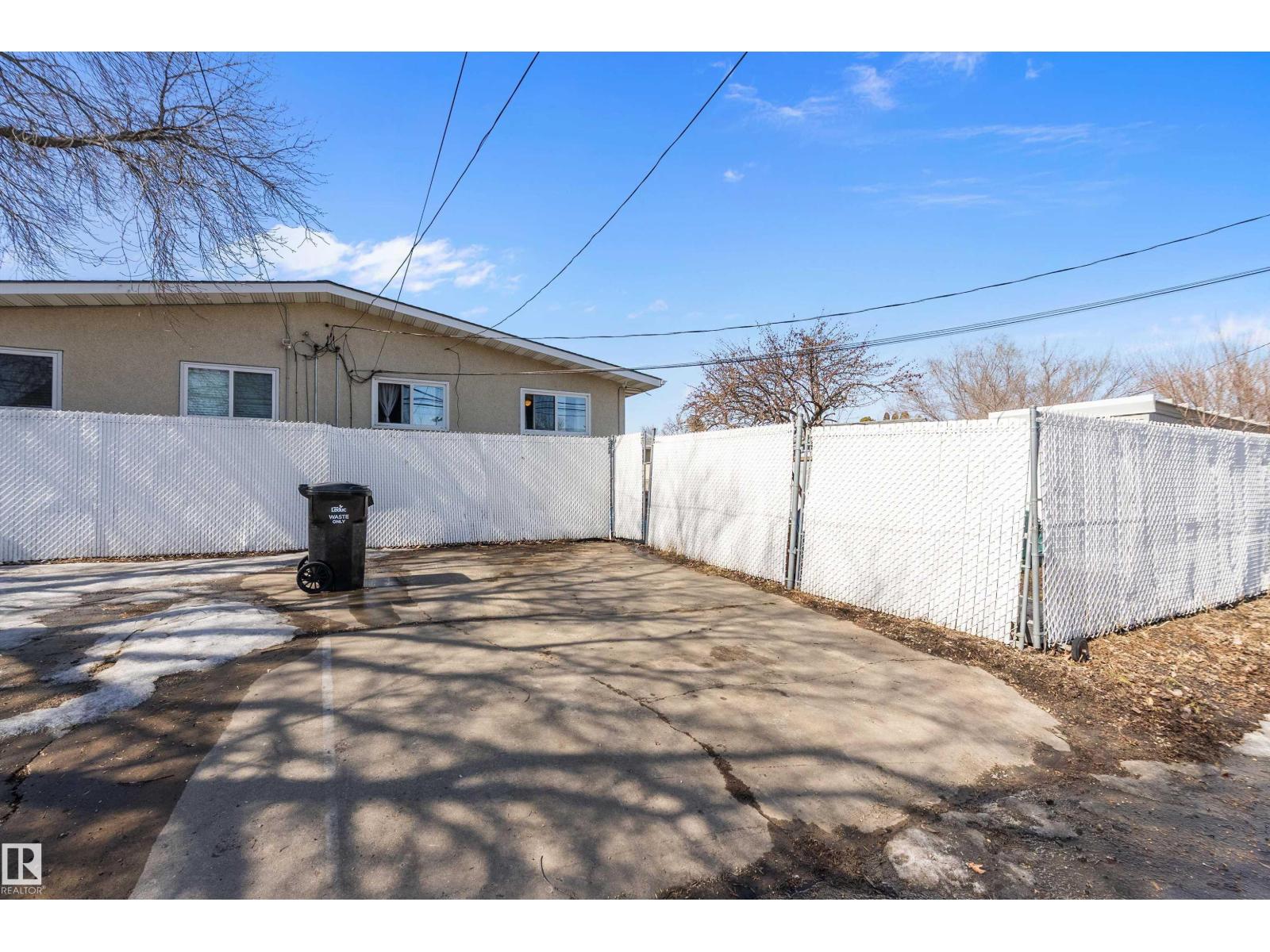 28 Camelot AV, Leduc