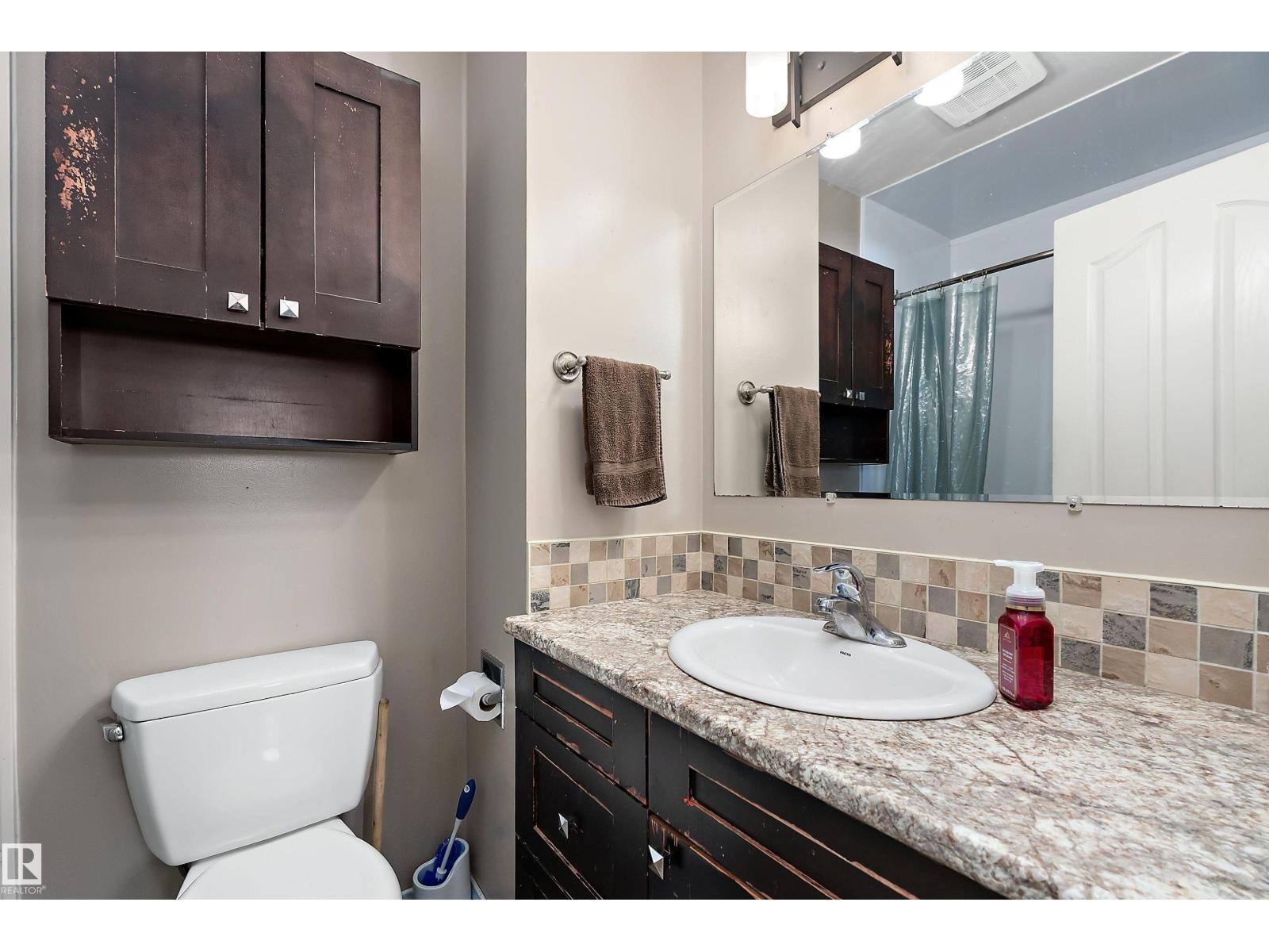 28 Camelot AV, Leduc