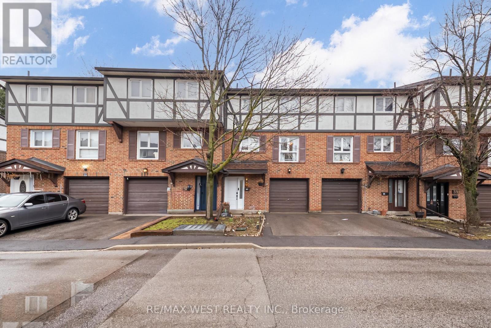 43 - 331 TRUDELLE STREET