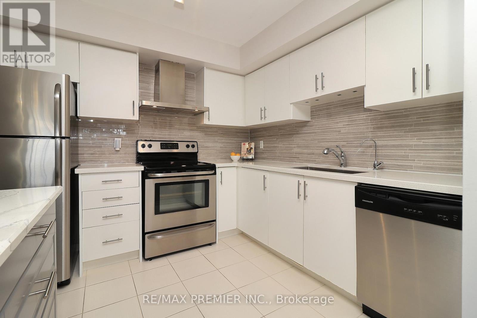 #C14 26 BRUCE STREET - 10