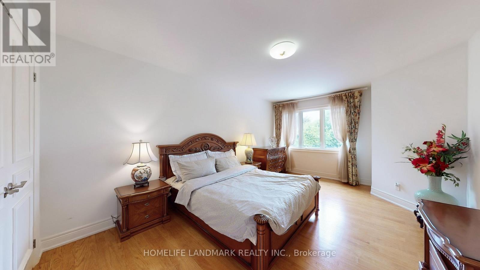 122 NORTON AVENUE - 24