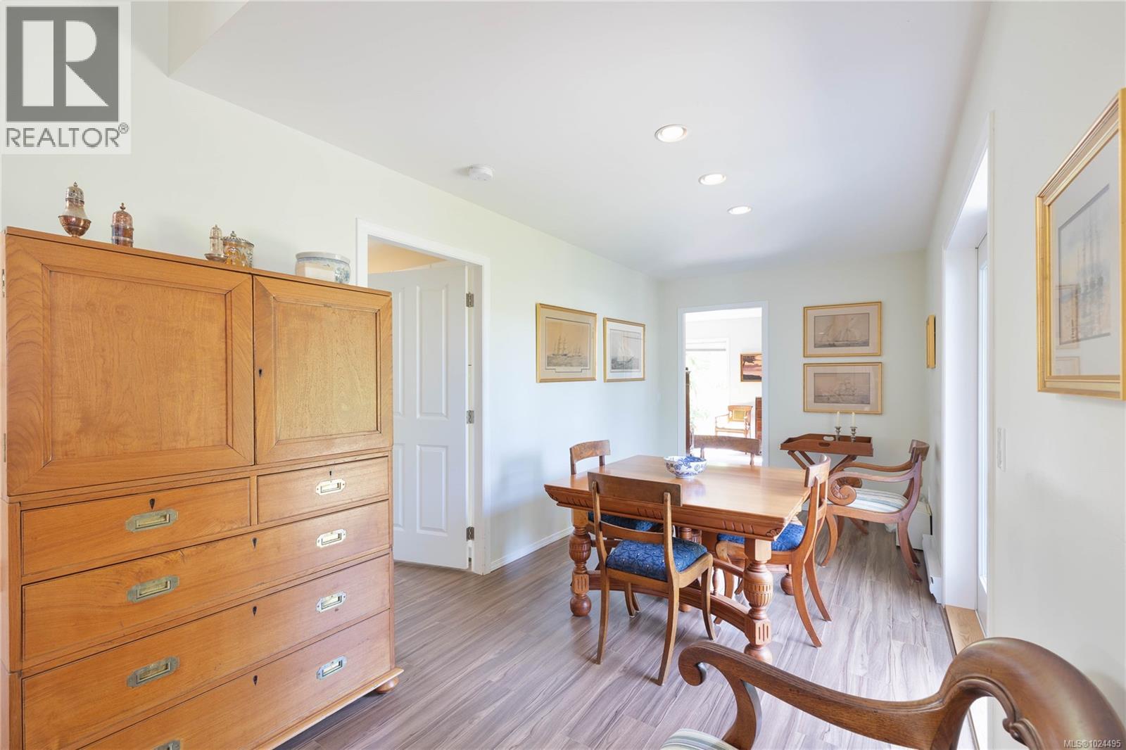 226 MALIVIEW DR - 13