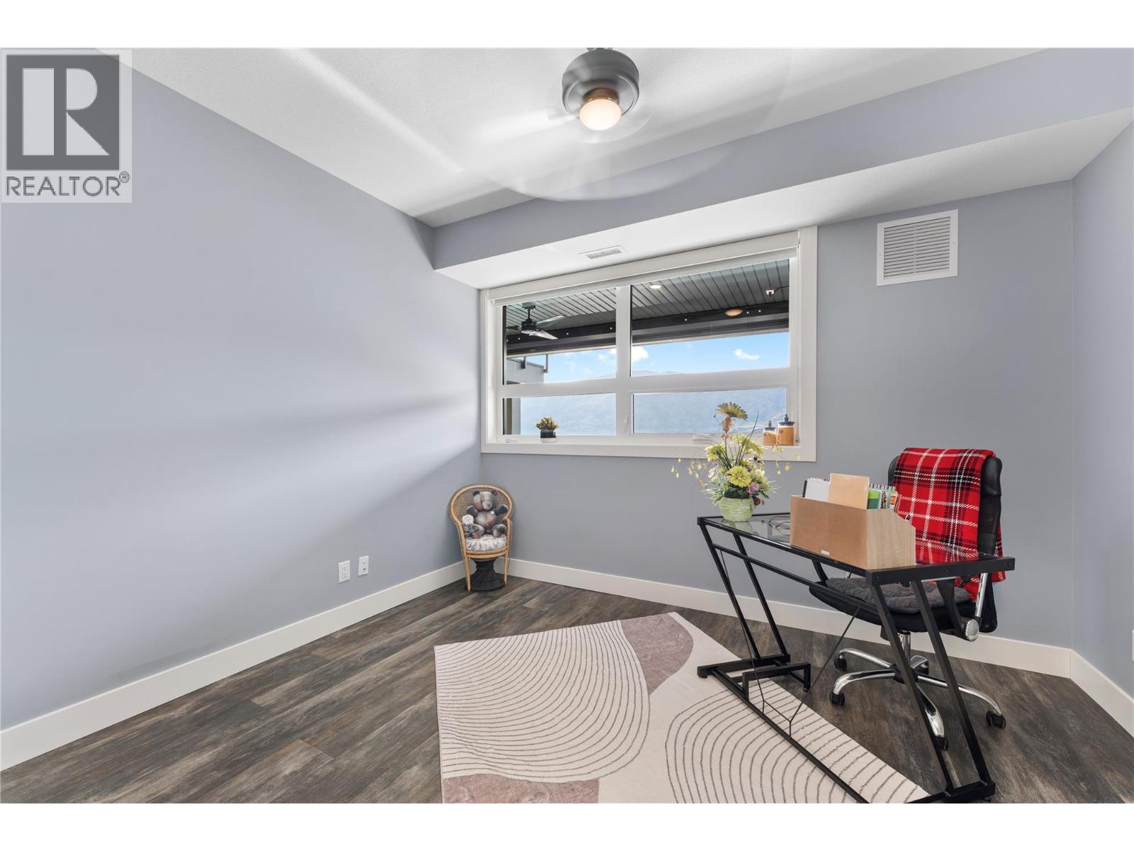 #309 3475 GRANITE CLOSE - 29