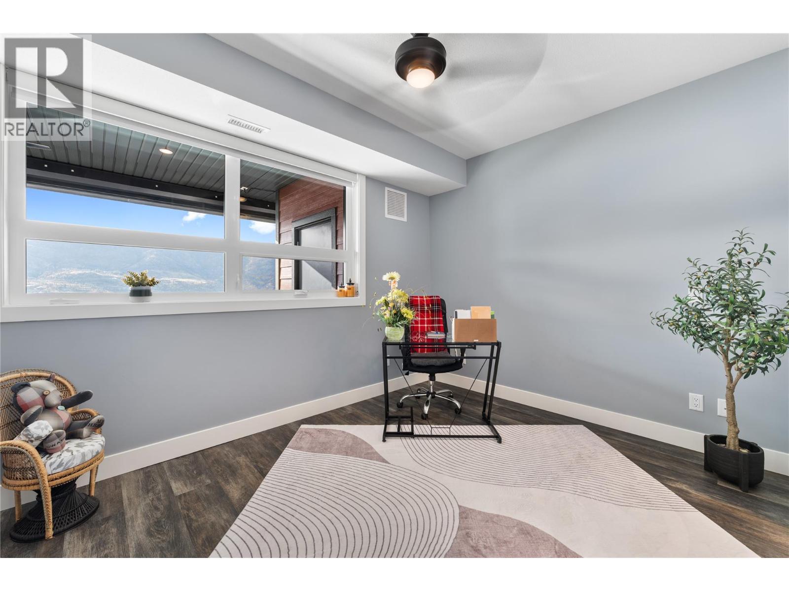 #309 3475 GRANITE CLOSE - 28