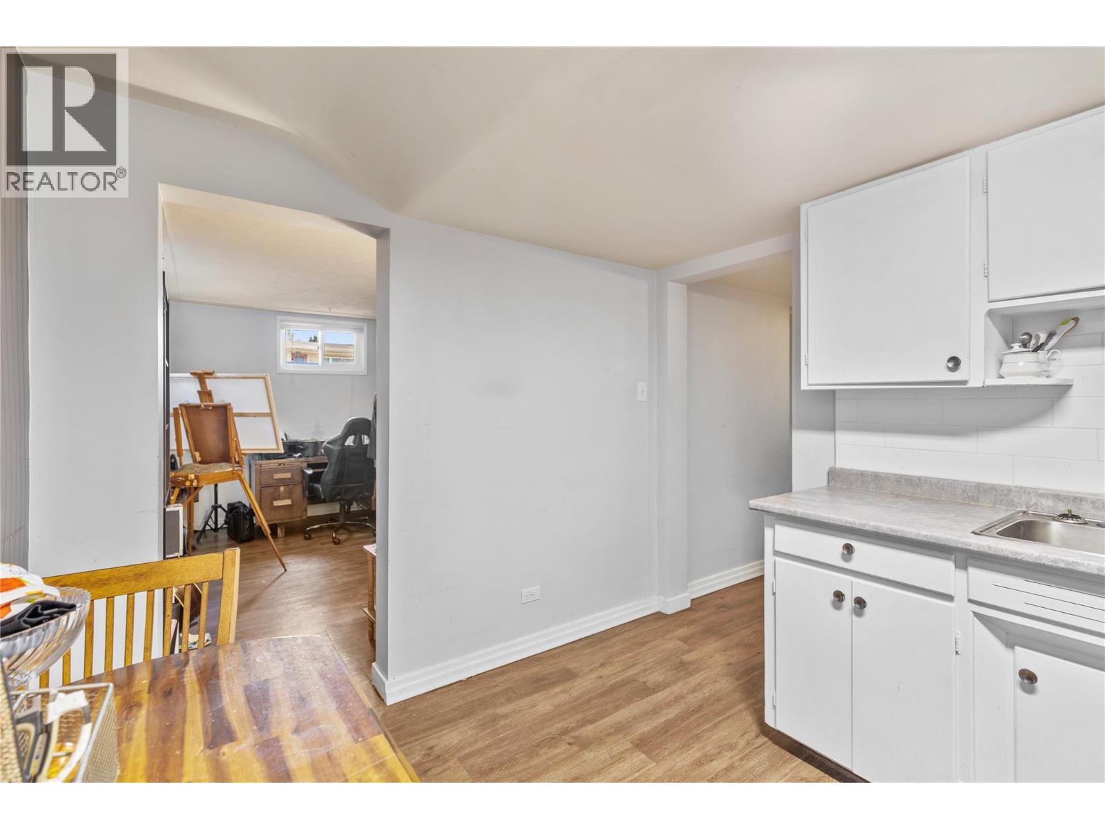 407/409 MULBERRY AVENUE - 14