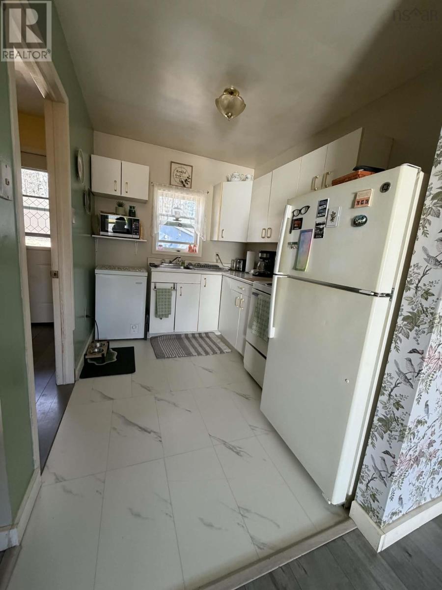 126 PEMBROKE ROAD - 31