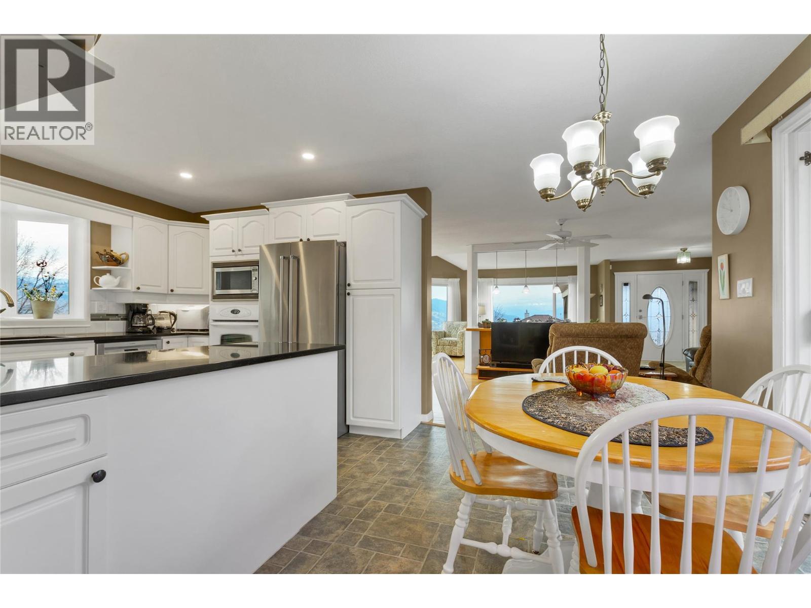 7020 LAKERIDGE DRIVE - 26