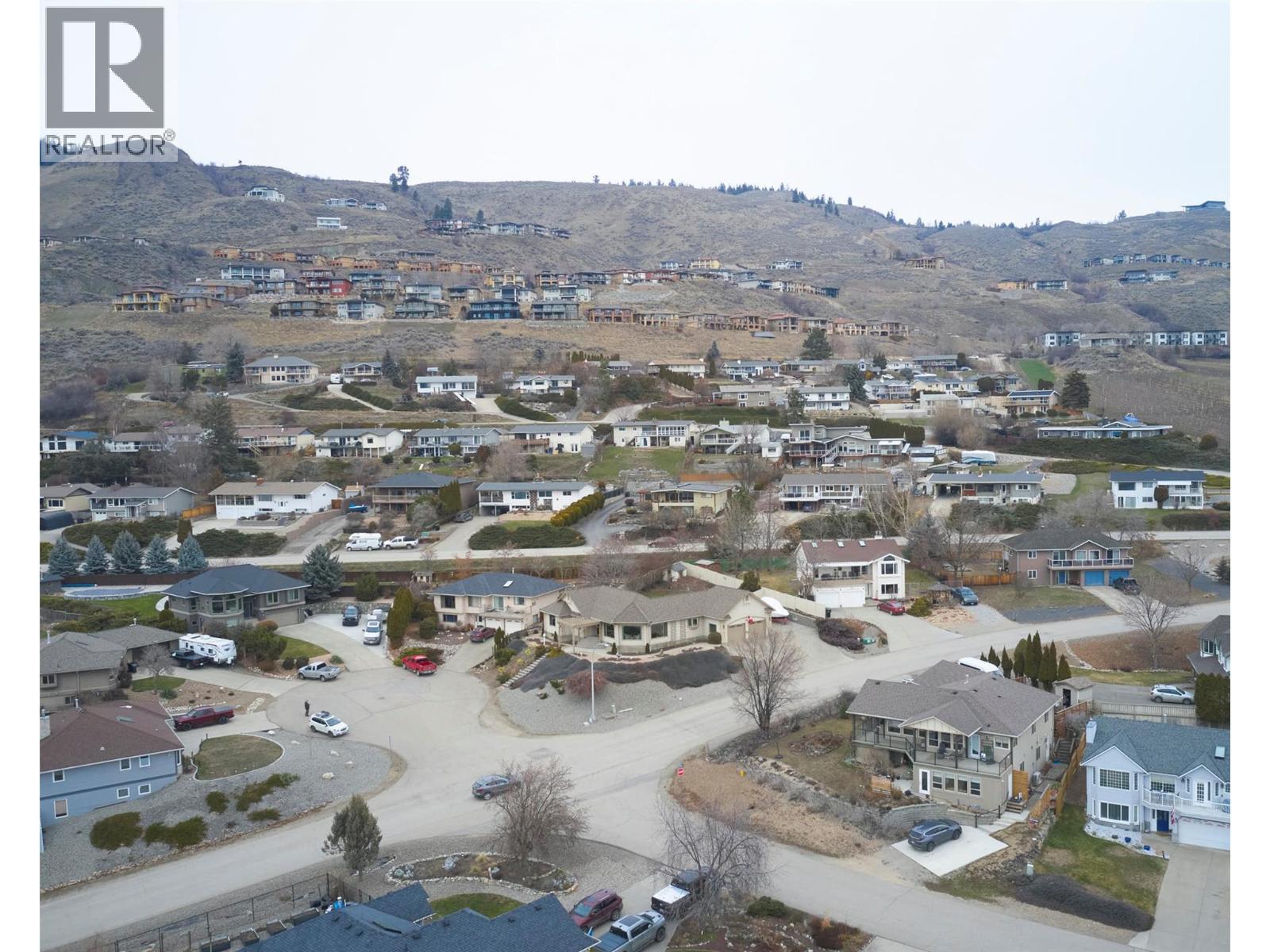 7020 LAKERIDGE DRIVE - 75