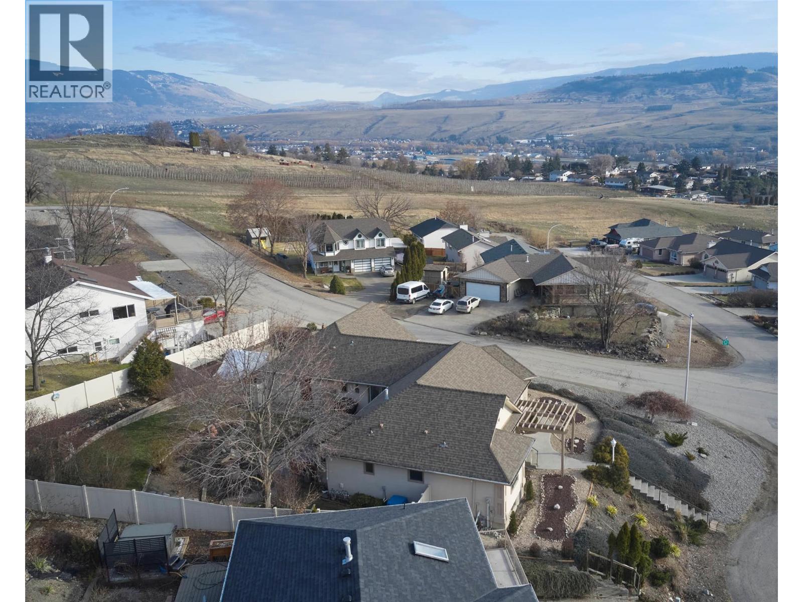 7020 LAKERIDGE DRIVE - 89