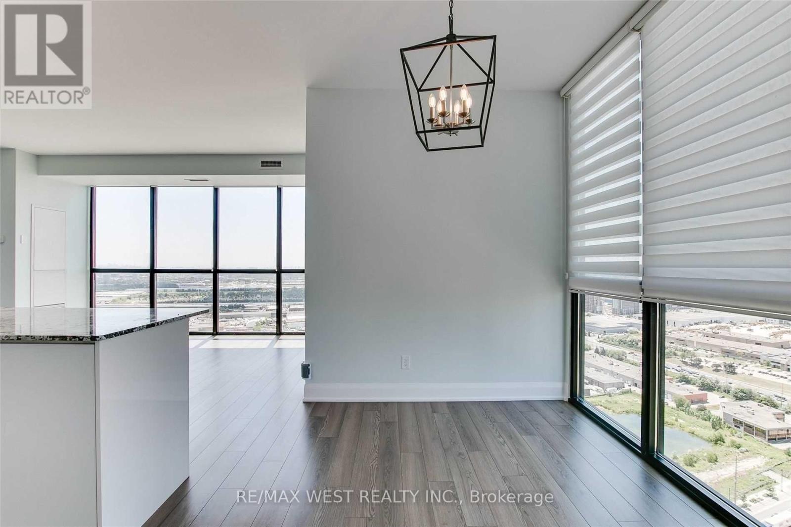 #3203 2900 HIGHWAY 7 - 24