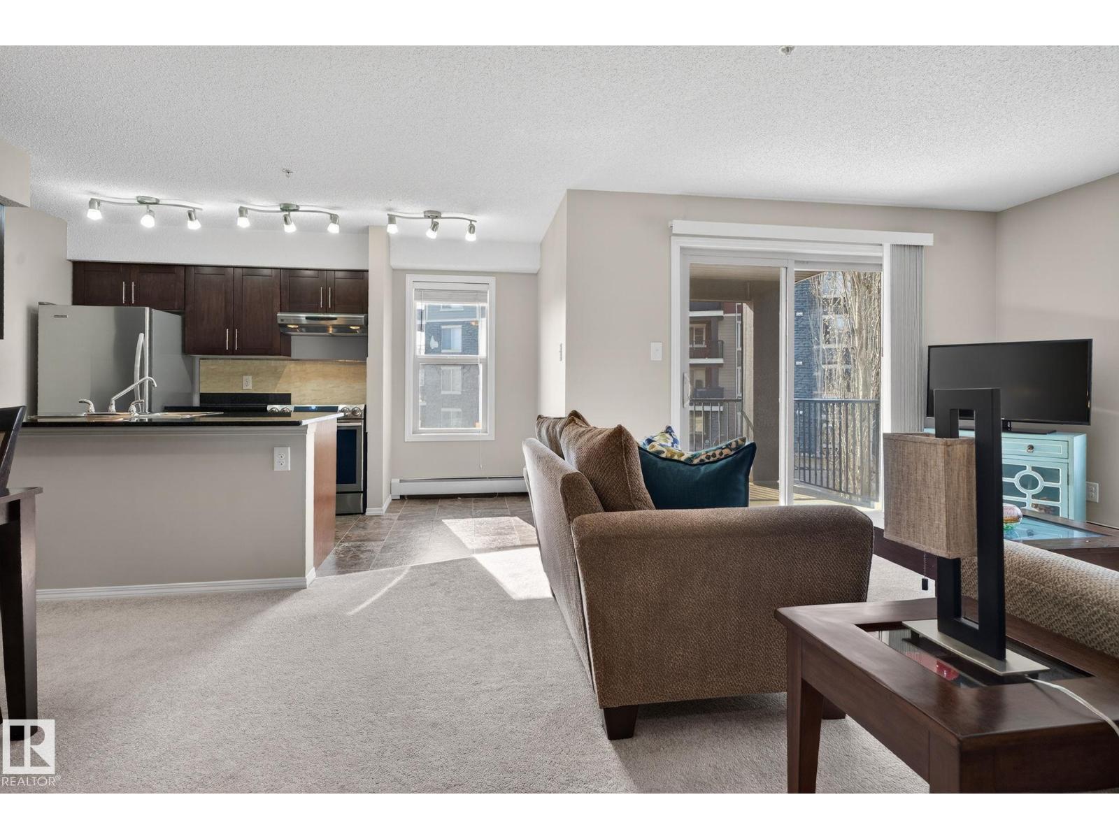 #215 1080 MCCONACHIE BV NW, Edmonton