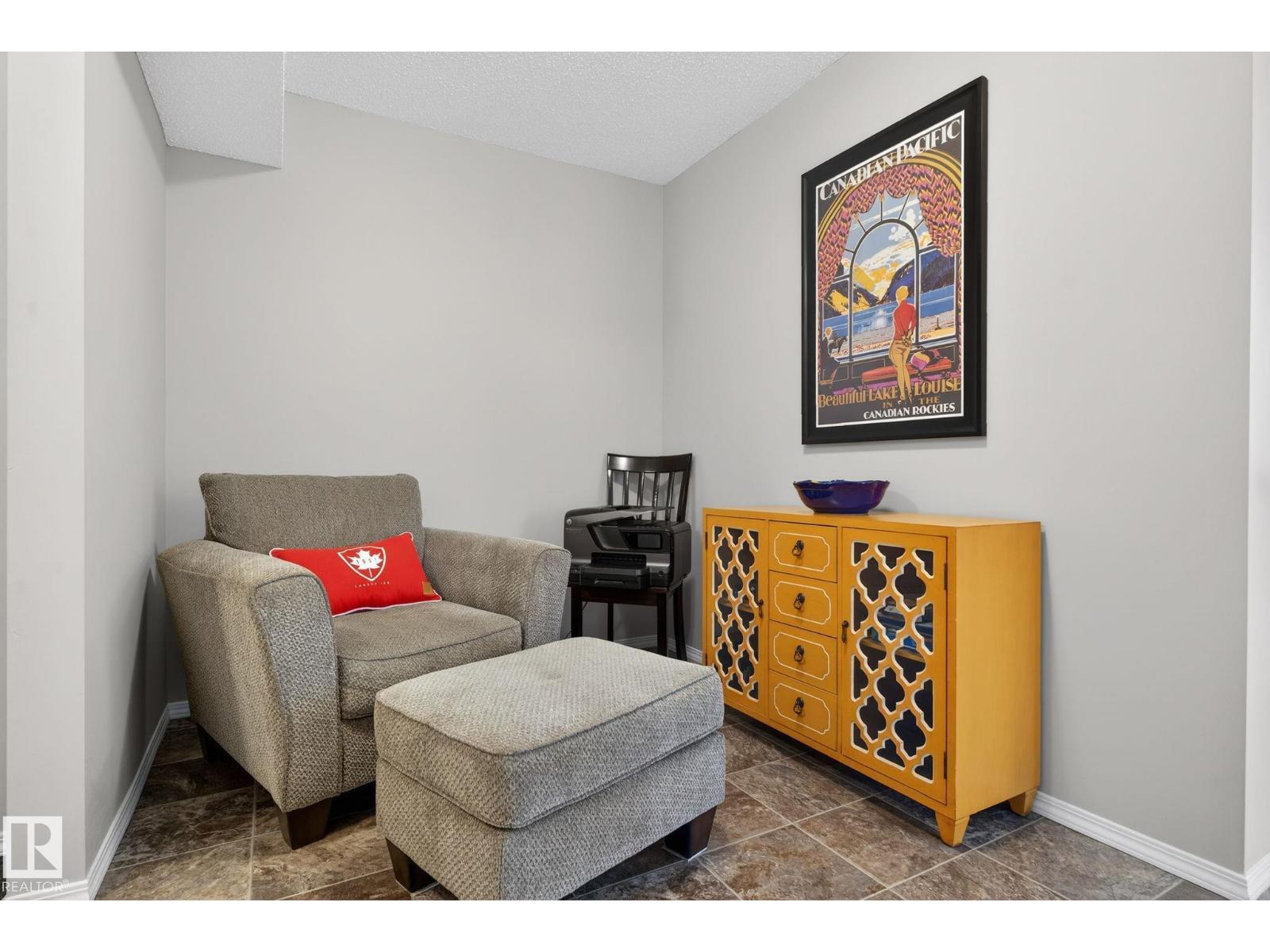 #215 1080 MCCONACHIE BV NW, Edmonton