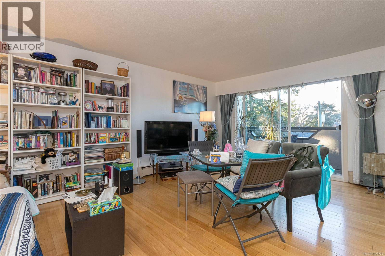 #405 3800 QUADRA ST - 6