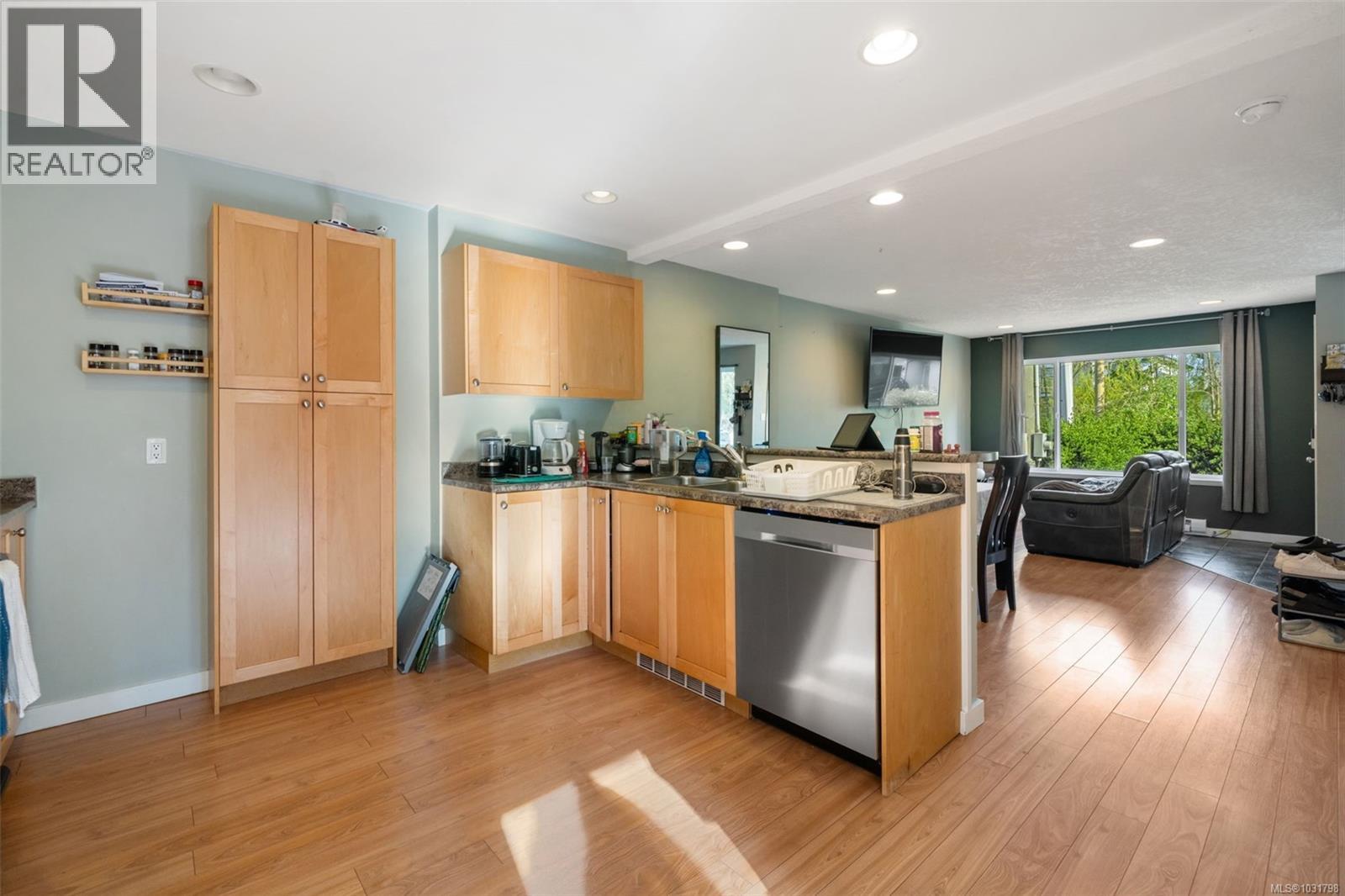  6896 Beaton Road, Sooke