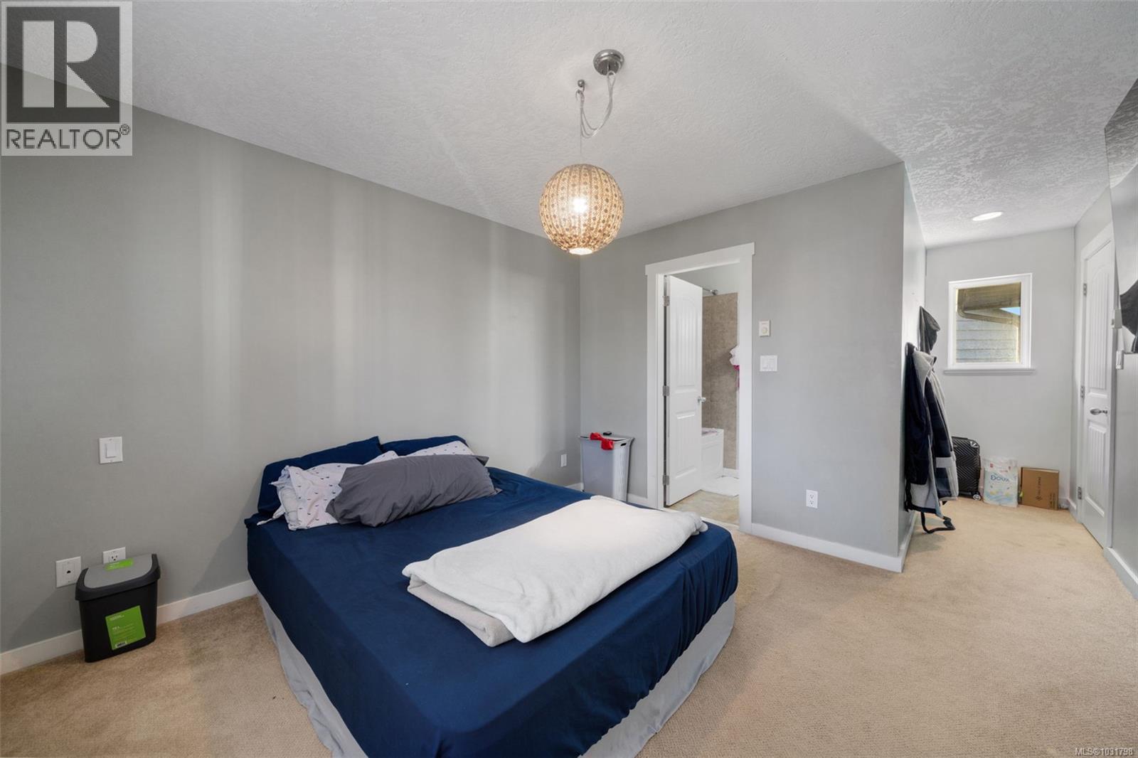  6896 Beaton Road, Sooke