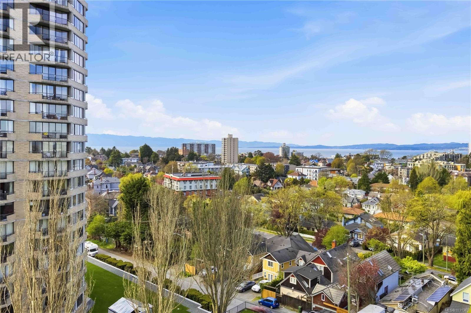 #1007 647 MICHIGAN ST - 29