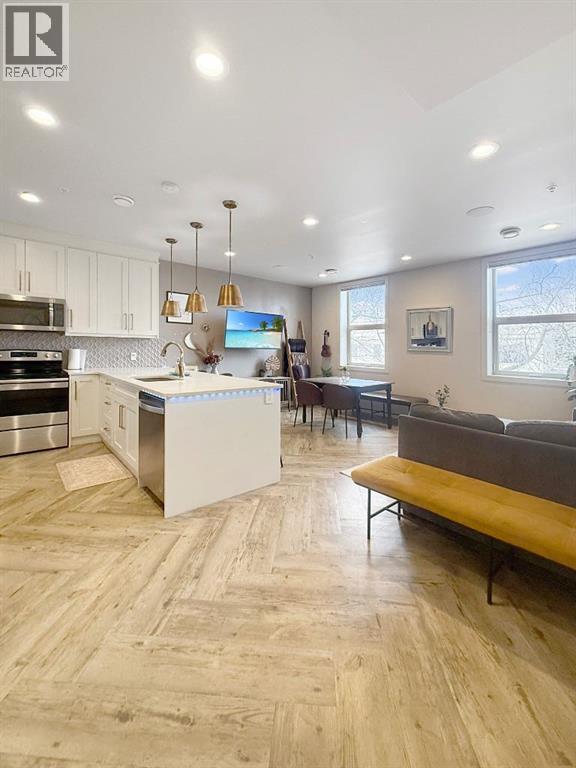 #204 333 6 STREET S - 7