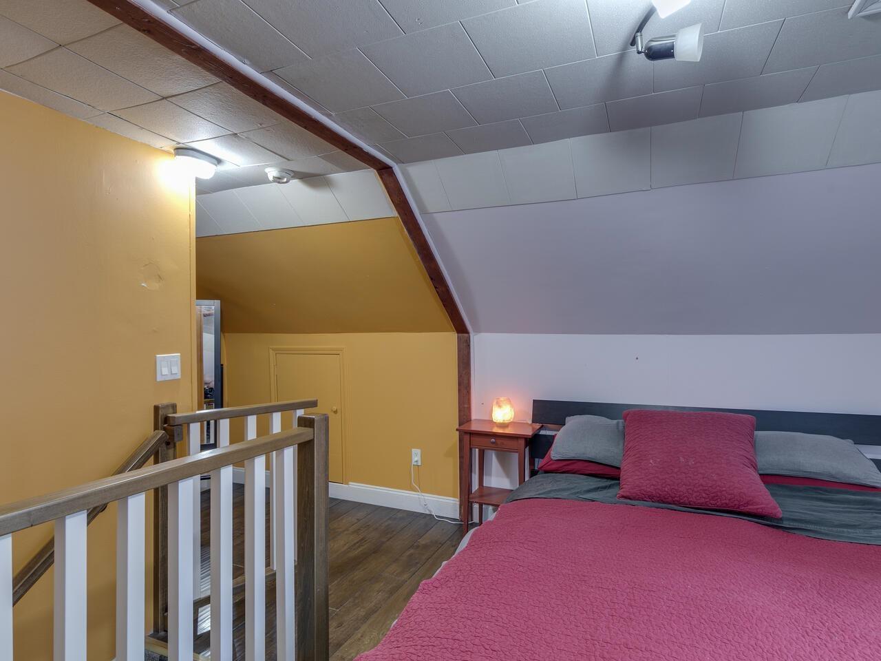 7650 TAULBUT STREET — photo 22