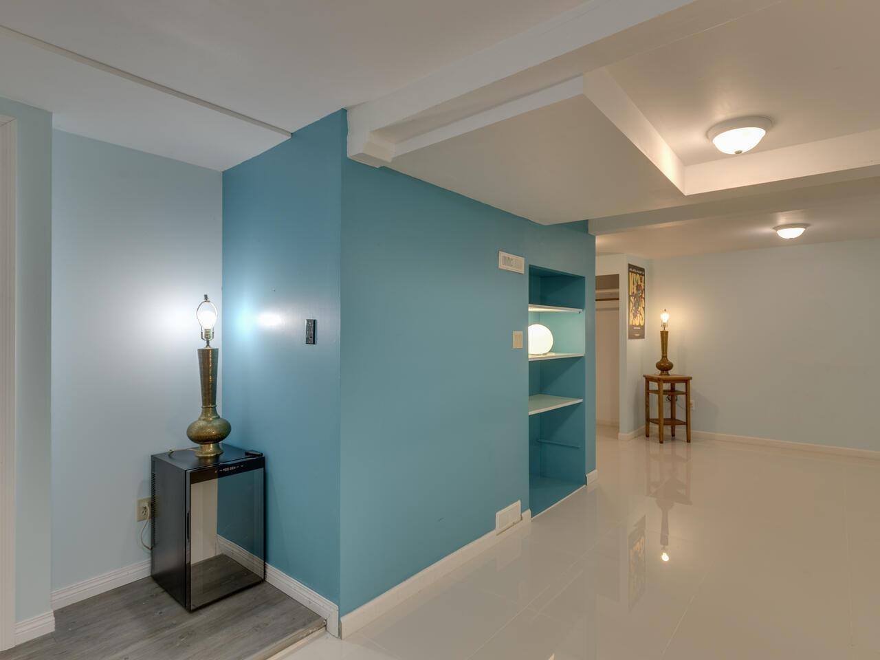 7650 TAULBUT STREET — photo 31