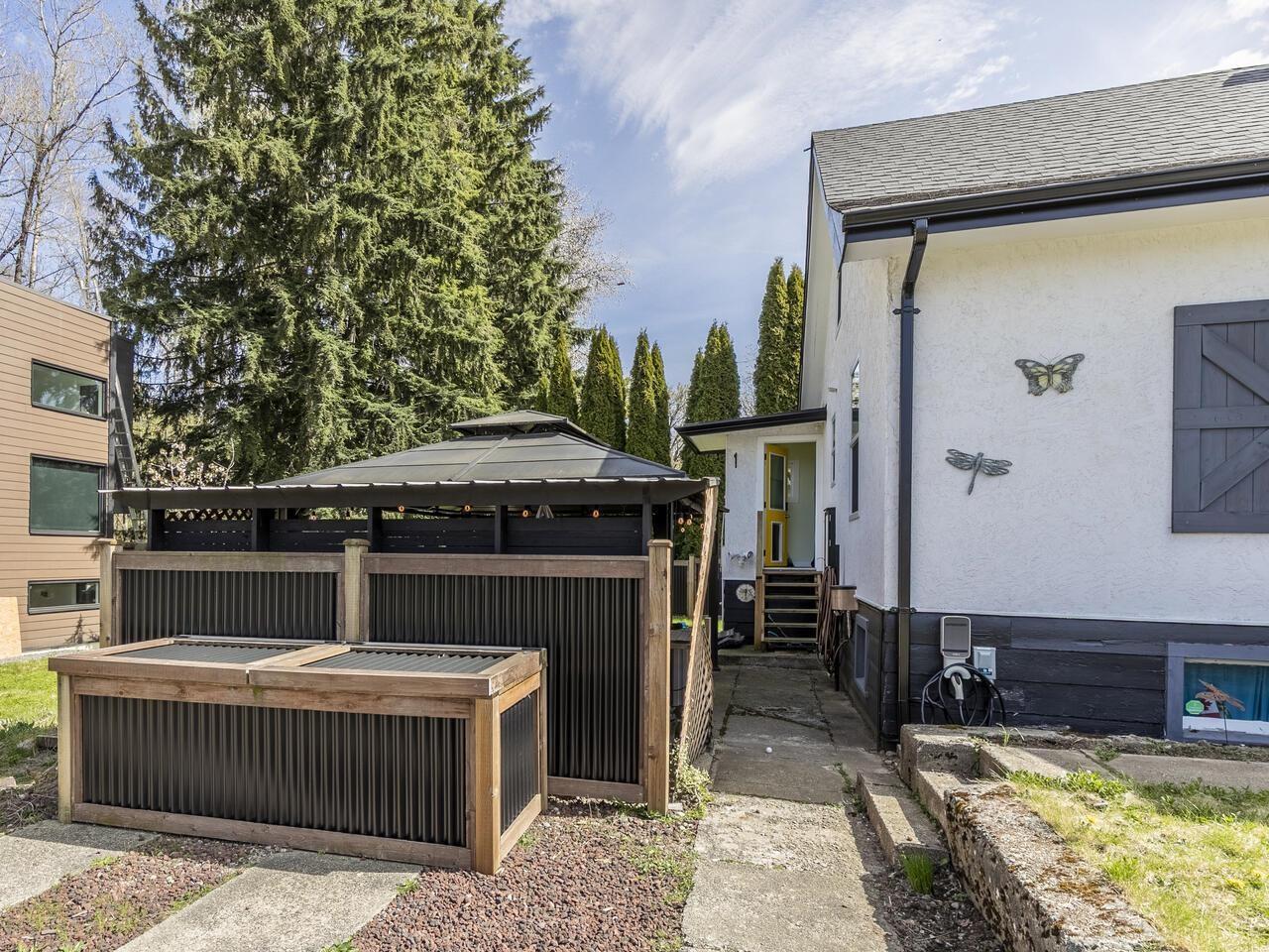 7650 TAULBUT STREET — photo 38