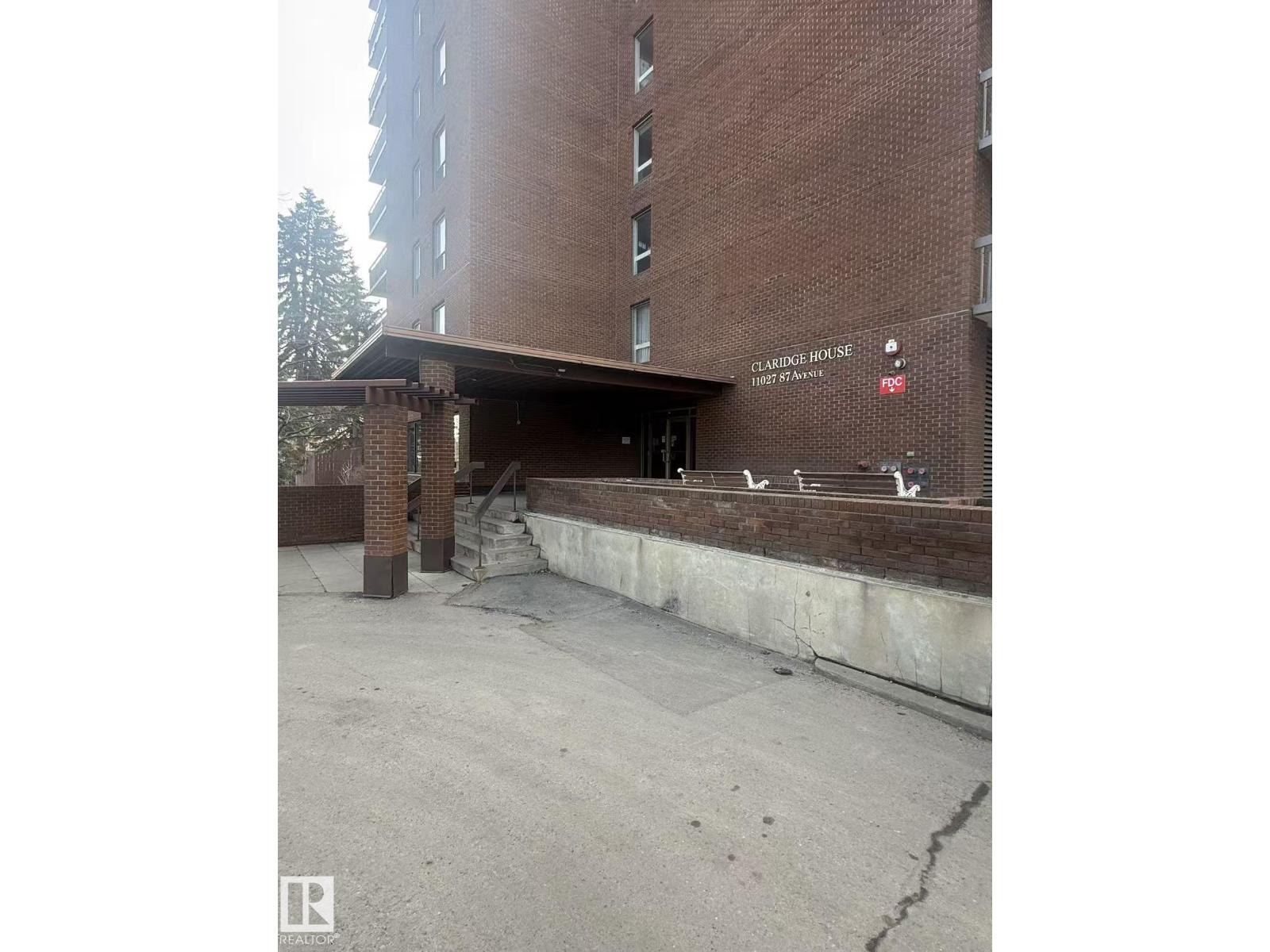 #1004 11027 87 AV NW, Edmonton