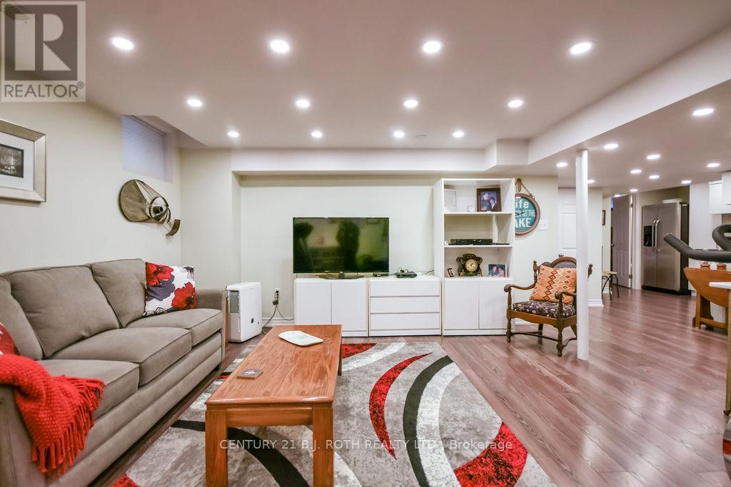 114 WIDGEON STREET - 36