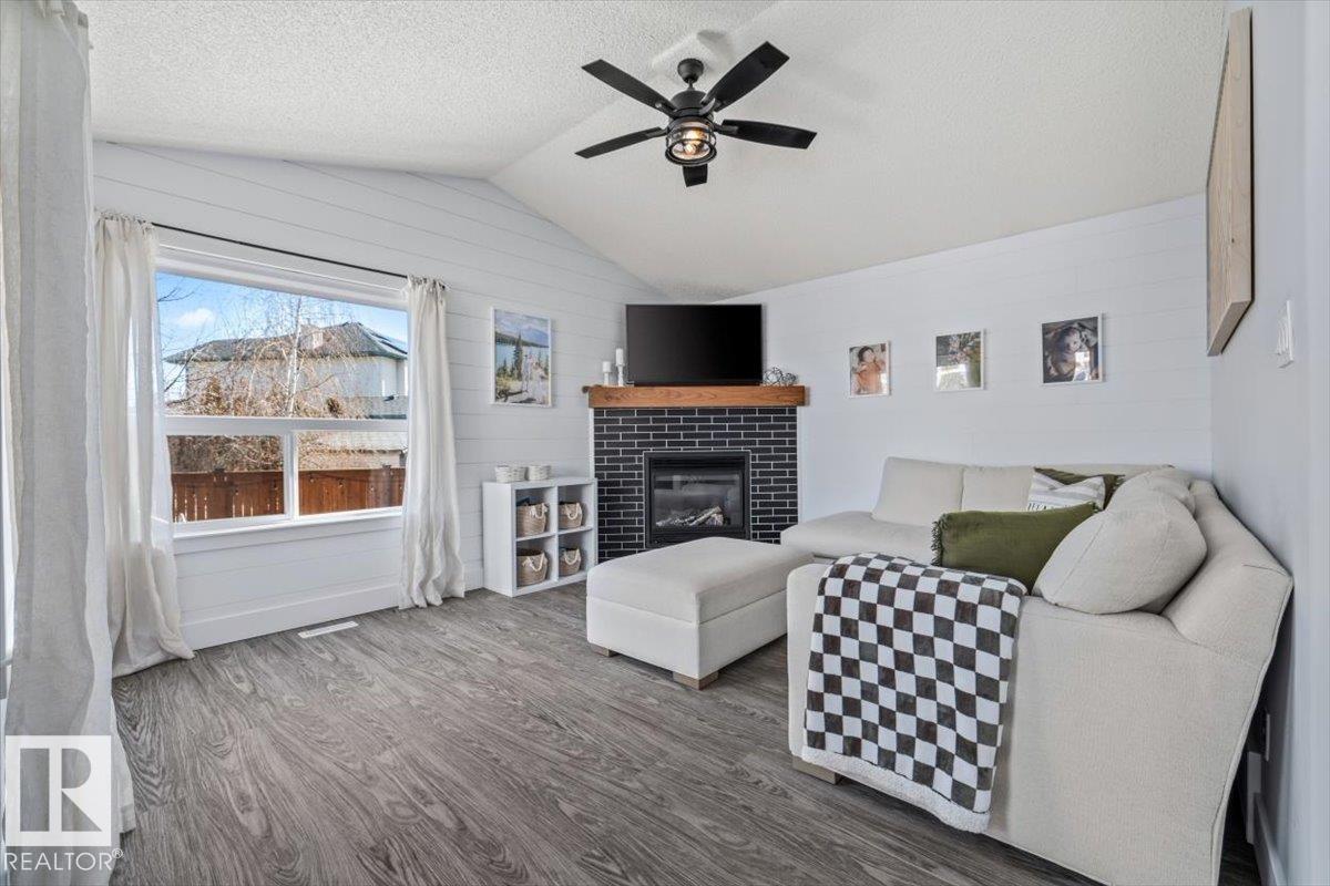 222 WESTPARK WY, Fort Saskatchewan