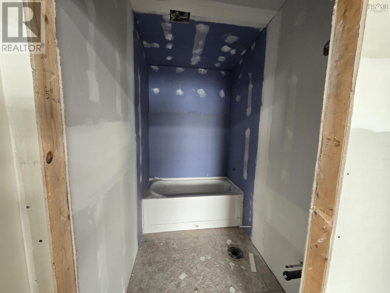 19194 MARINE DRIVE - 34