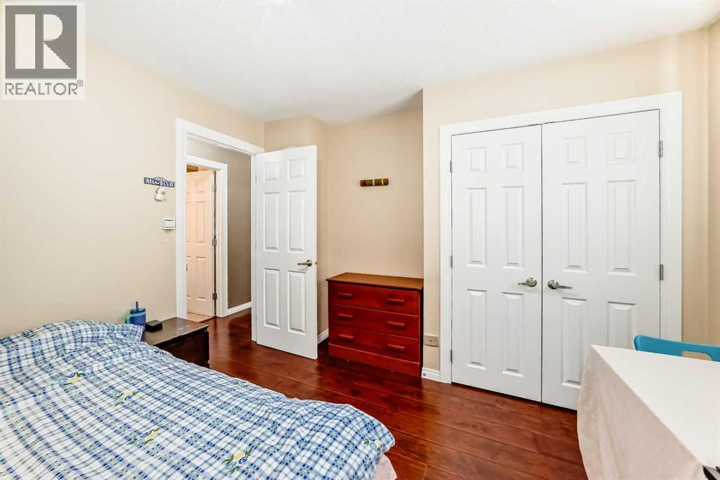 271 DALHURST WAY NW - 31