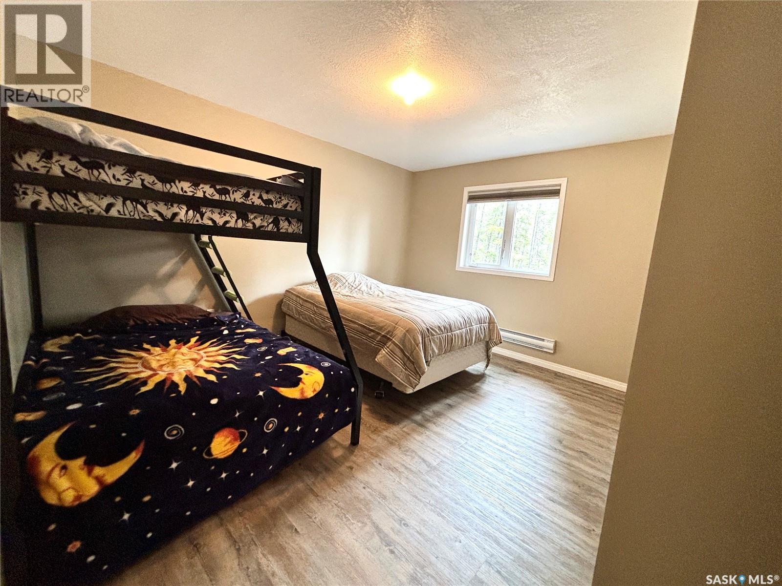 615 PINE CREEK CRESCENT - 26