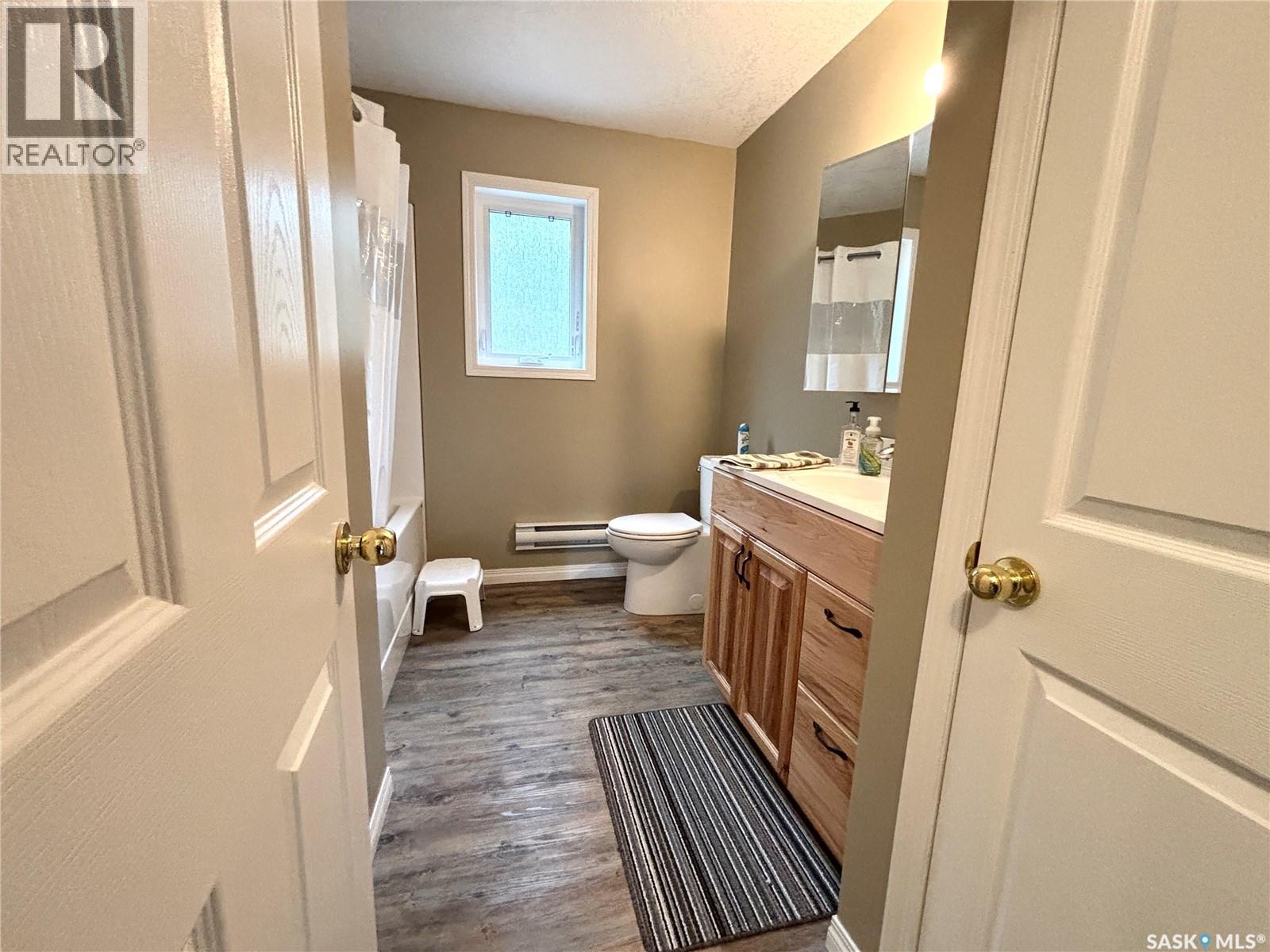 615 PINE CREEK CRESCENT - 29