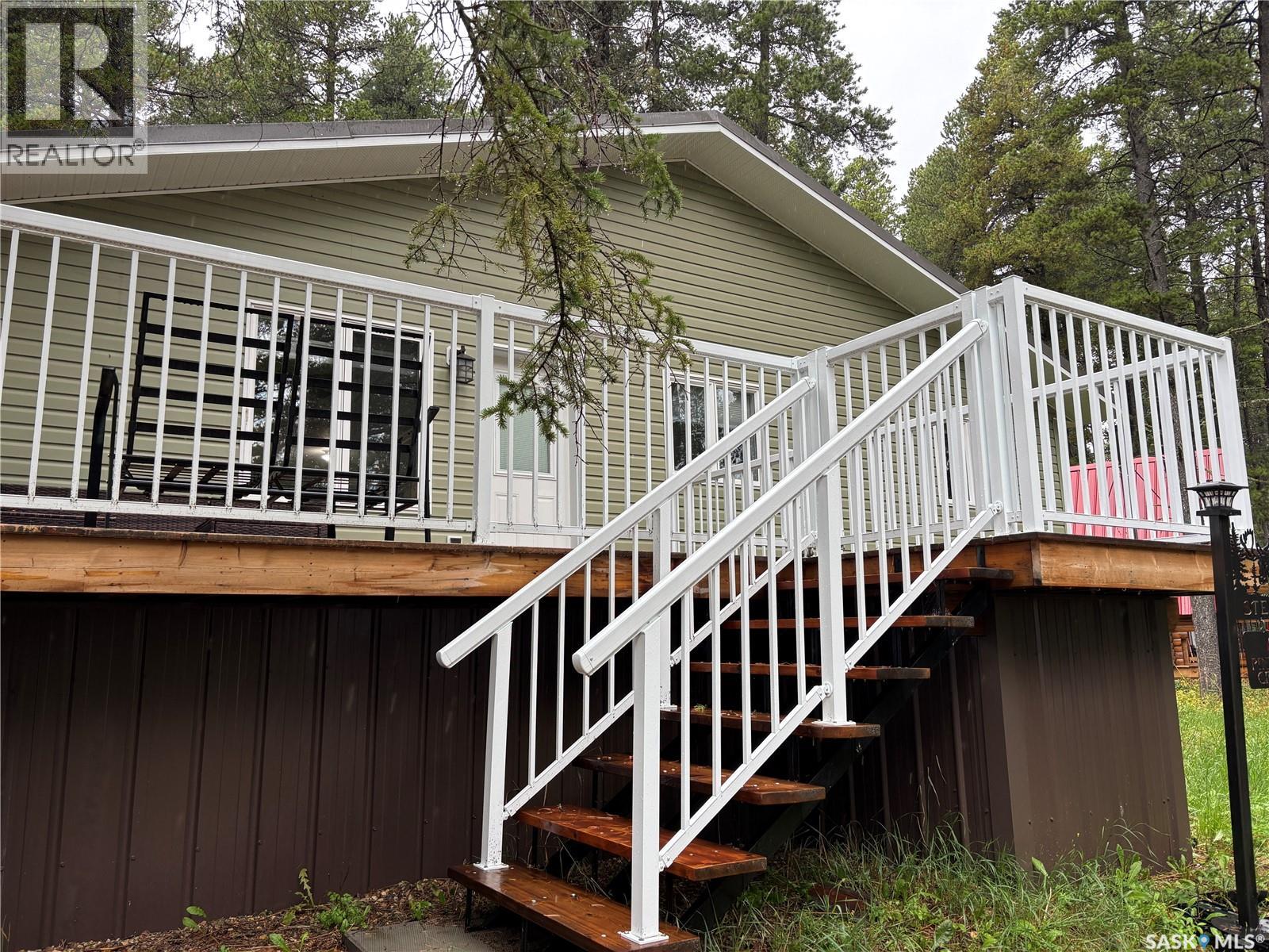 615 PINE CREEK CRESCENT - 4