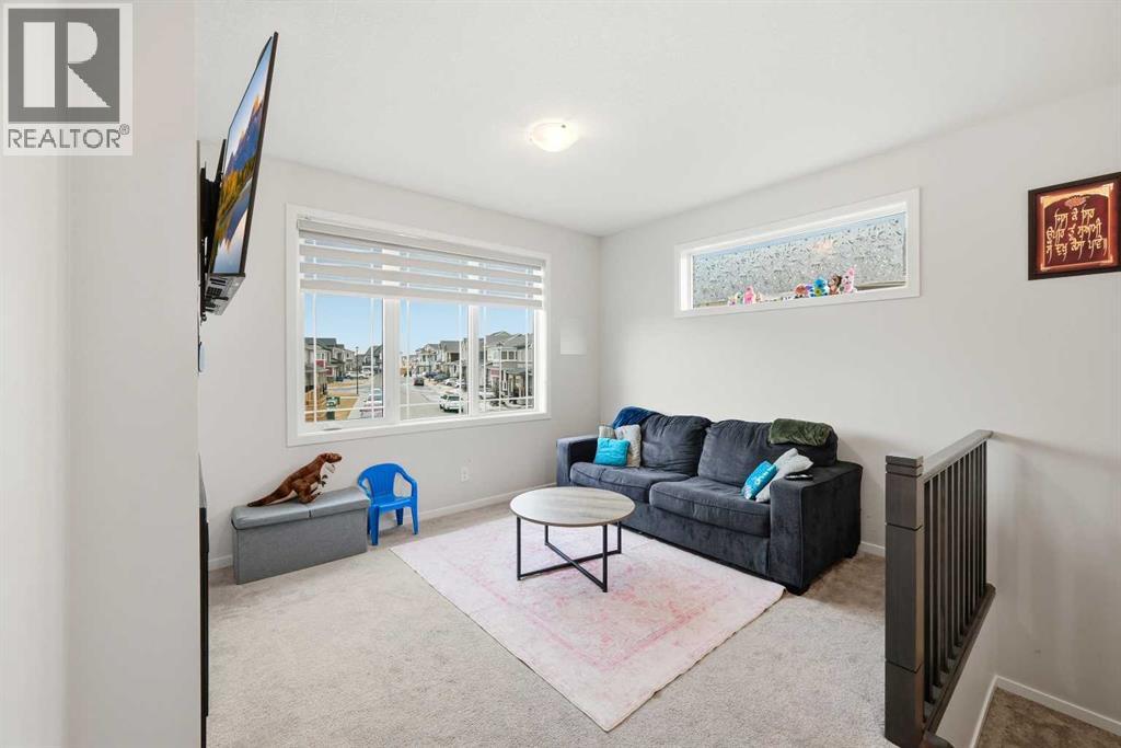 
          717 Windrow Manor Southwest
            <br/>
            <span>Airdrie</span>
            , 
            <span>AB</span>
             <span>T4B5H6</span>
         - Photo 21