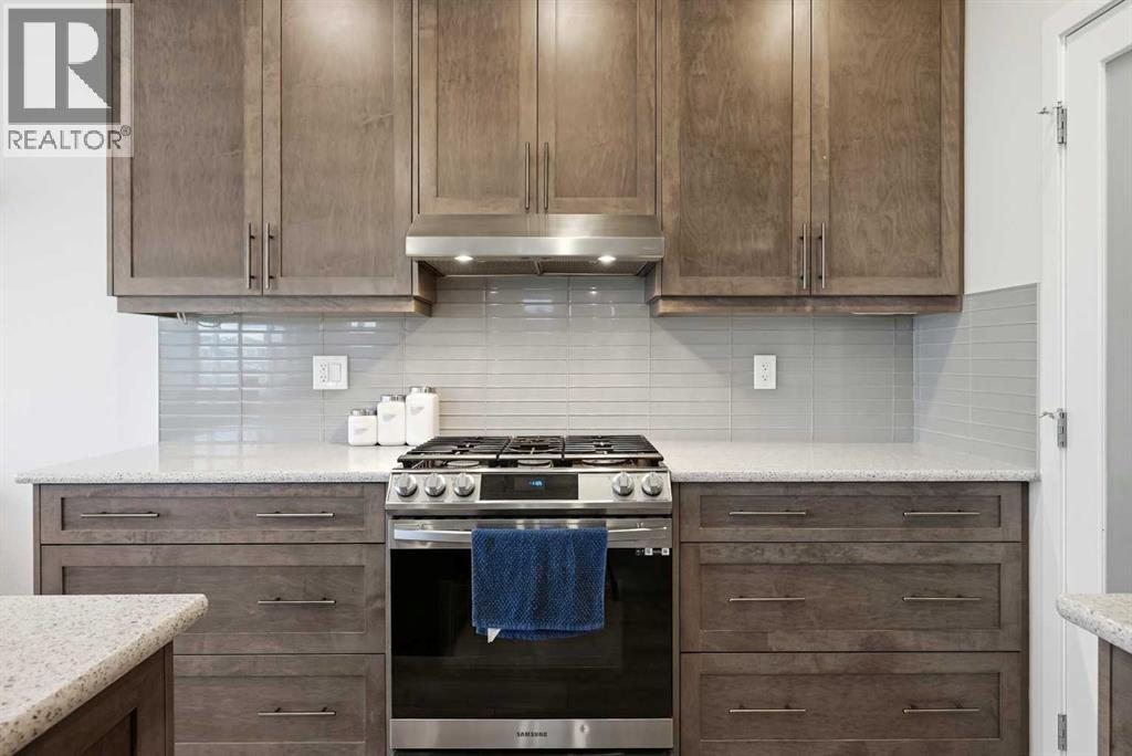 
          717 Windrow Manor Southwest
            <br/>
            <span>Airdrie</span>
            , 
            <span>AB</span>
             <span>T4B5H6</span>
         - Photo 14