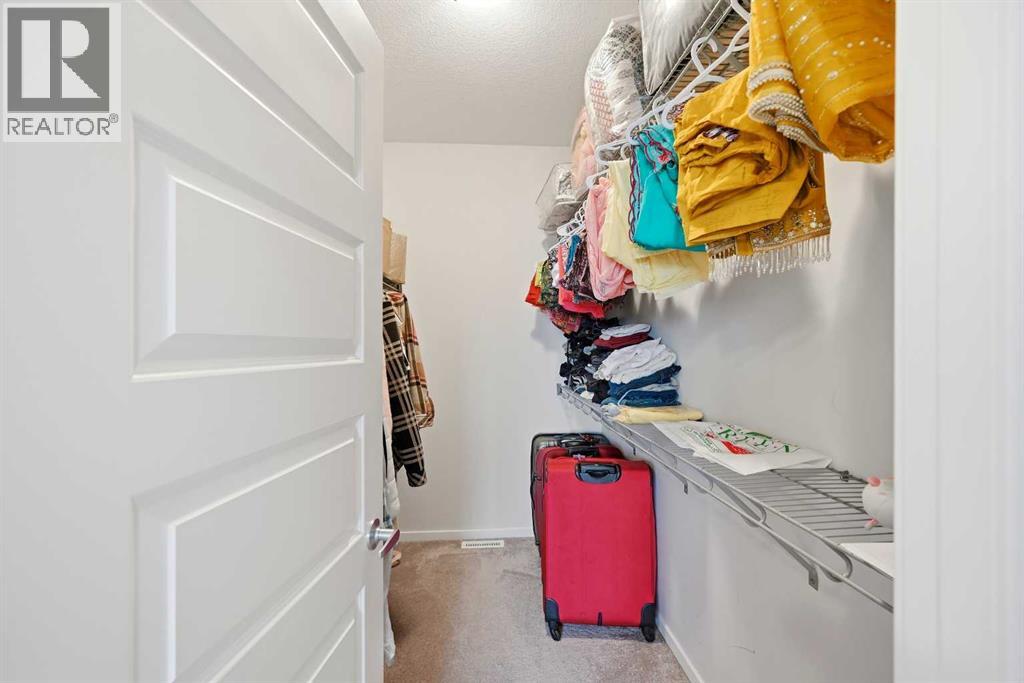 
          717 Windrow Manor Southwest
            <br/>
            <span>Airdrie</span>
            , 
            <span>AB</span>
             <span>T4B5H6</span>
         - Photo 31