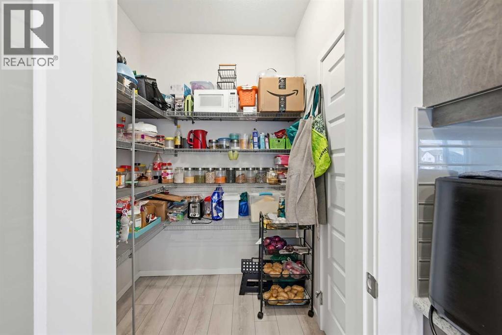 
          717 Windrow Manor Southwest
            <br/>
            <span>Airdrie</span>
            , 
            <span>AB</span>
             <span>T4B5H6</span>
         - Photo 18