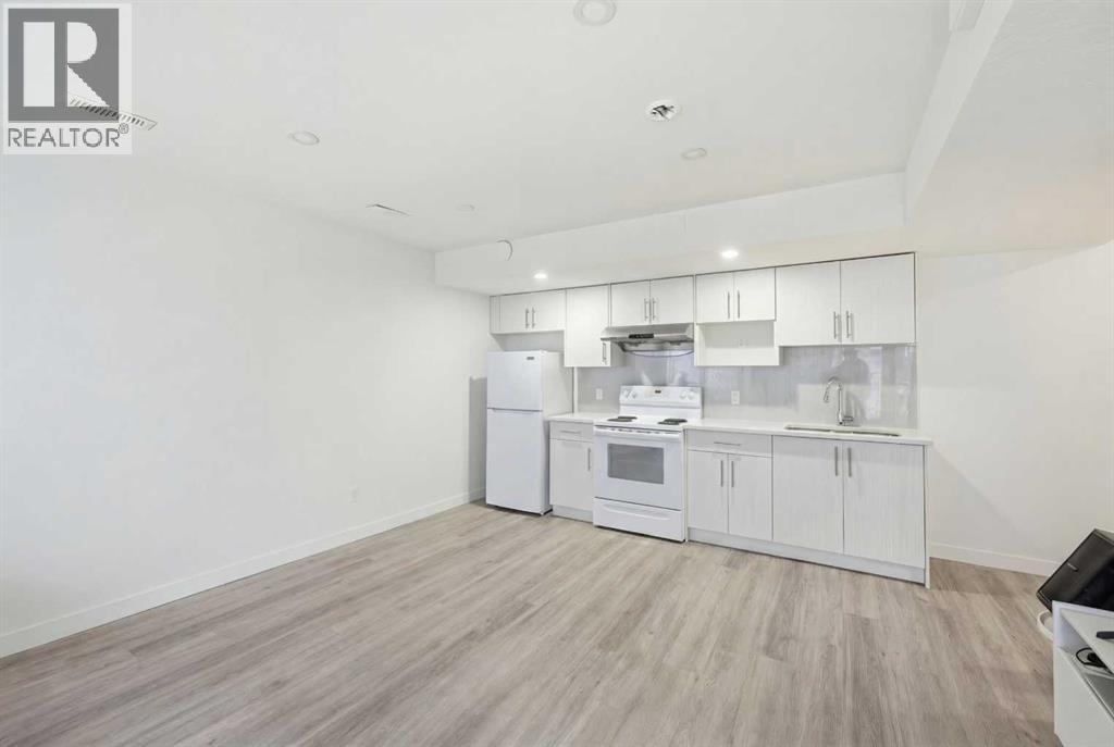 
          717 Windrow Manor Southwest
            <br/>
            <span>Airdrie</span>
            , 
            <span>AB</span>
             <span>T4B5H6</span>
         - Photo 36