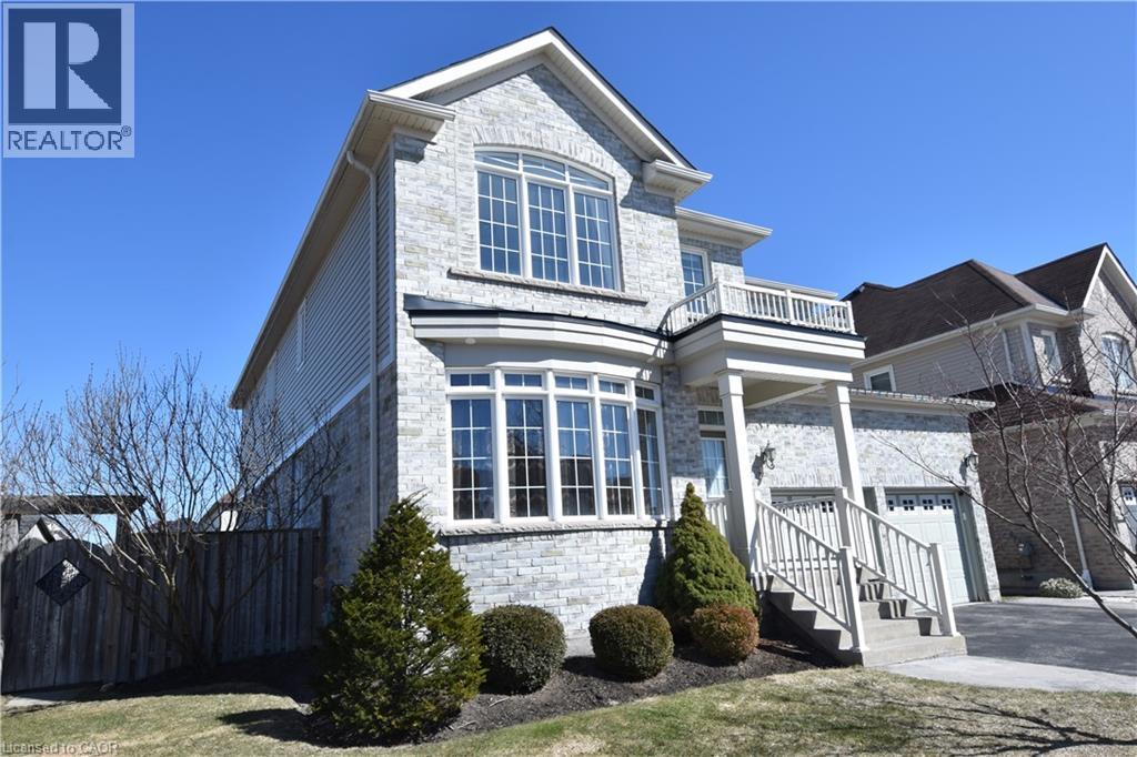 512 TERRINGTON Crescent, Kitchener, Ontario N2P0B9 - Photo 2