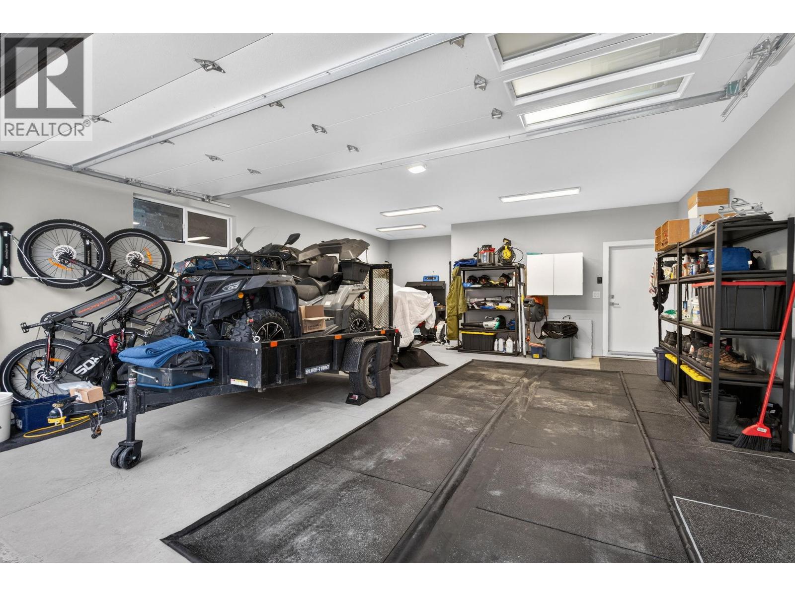 9882 BEACON HILL DRIVE - 73