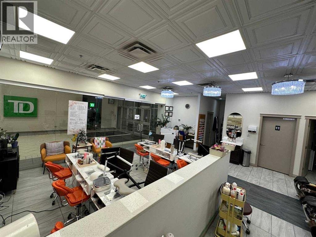 Business for Sale in    Avenue NW Hounsfield Heights/Briar Hill Calgary 