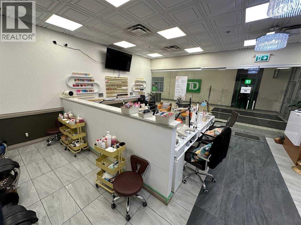 Business for Sale in    Avenue NW Hounsfield Heights/Briar Hill Calgary 
