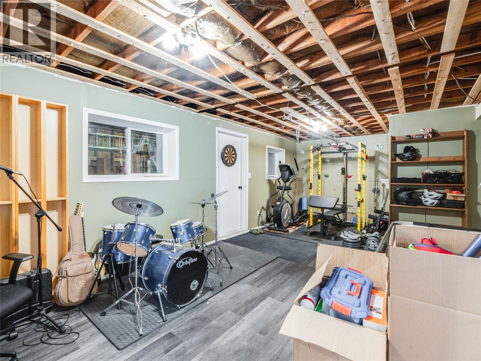 601 6th Avenue - 33