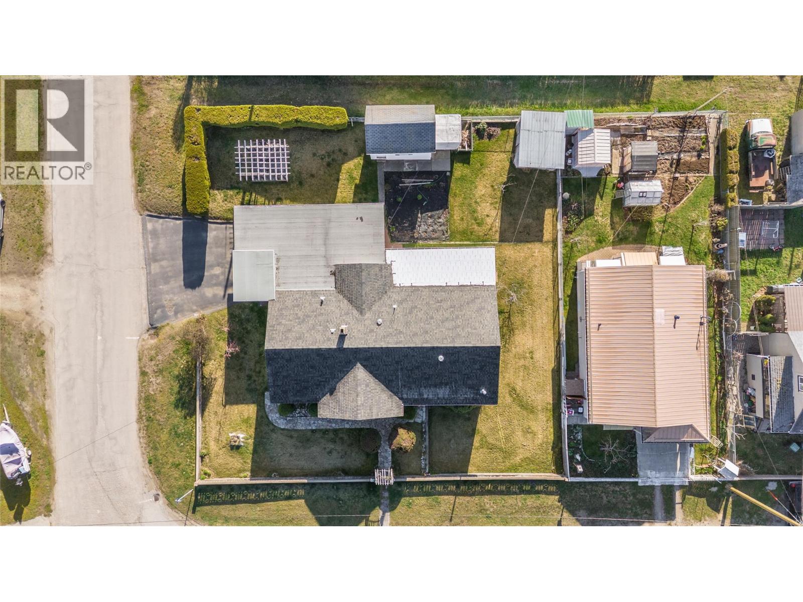 101 10th Avenue - 70