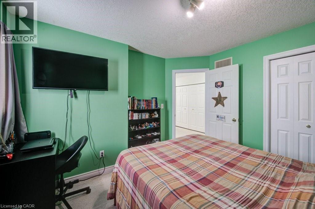 711 SOUTHWOOD Way, Woodstock, Ontario, N4V1H5 — Photo 33