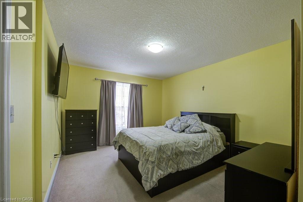 711 SOUTHWOOD Way, Woodstock, Ontario, N4V1H5 — Photo 37