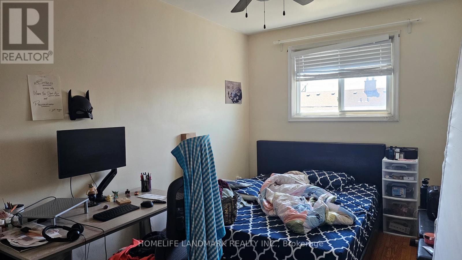 28 ROYWOOD DRIVE - 26