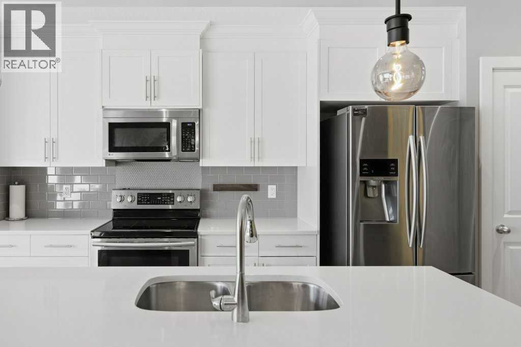 27 Heritage Vista, Cochrane