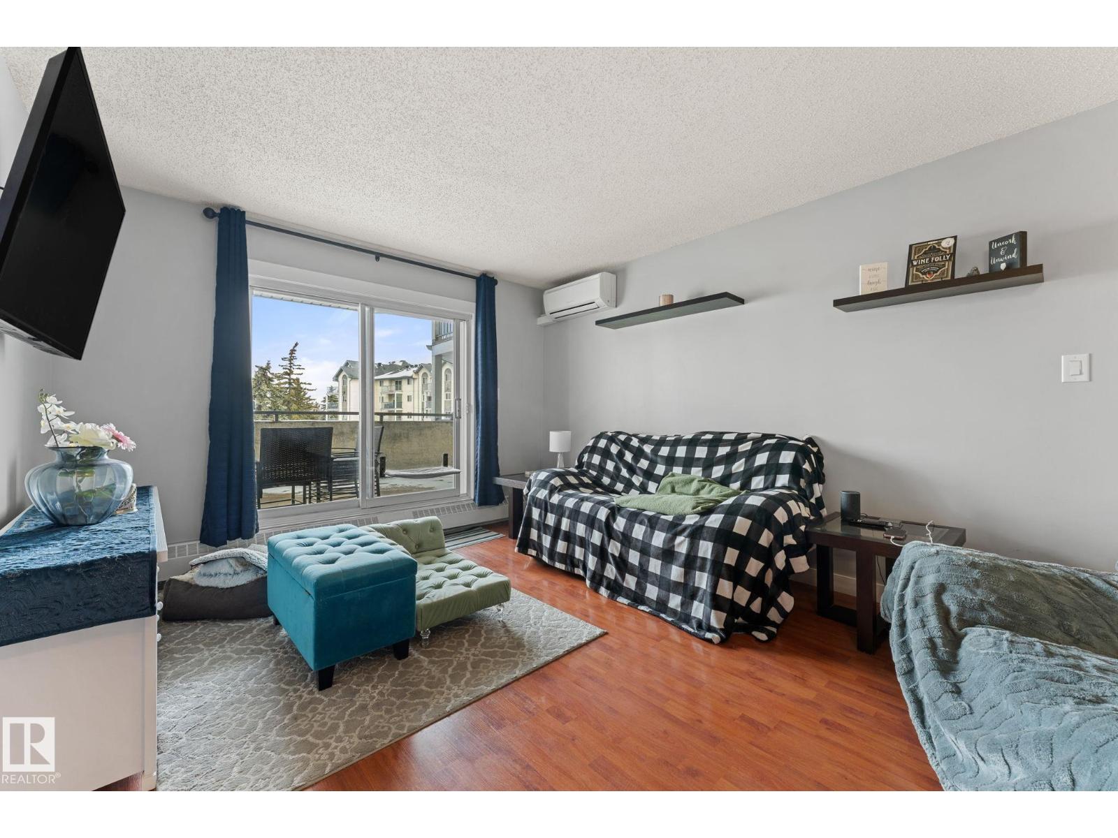 #208 6710 158 AV NW, Edmonton